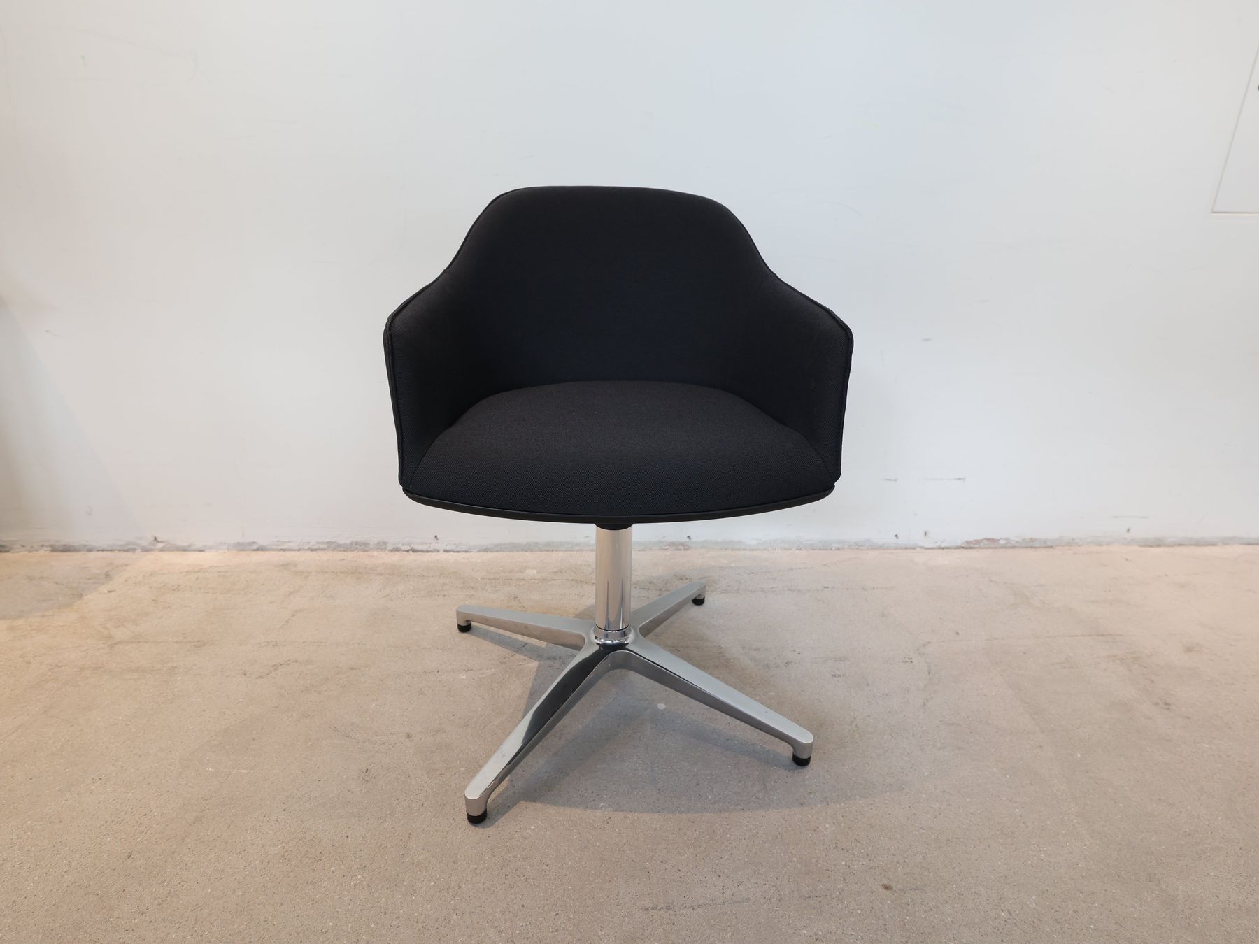 Vitra Chaises: Vitra Softshell Chair, Vierstern-Untergestell B0269 – D'occasion à Affoltern am Albis par Zapro 8
