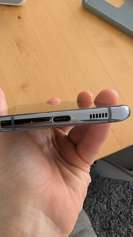 Telefoni cellulari / Smartphones: Samsung S20 Ultra  – Usato da Biel/Bienne venduto da Milazimi 1