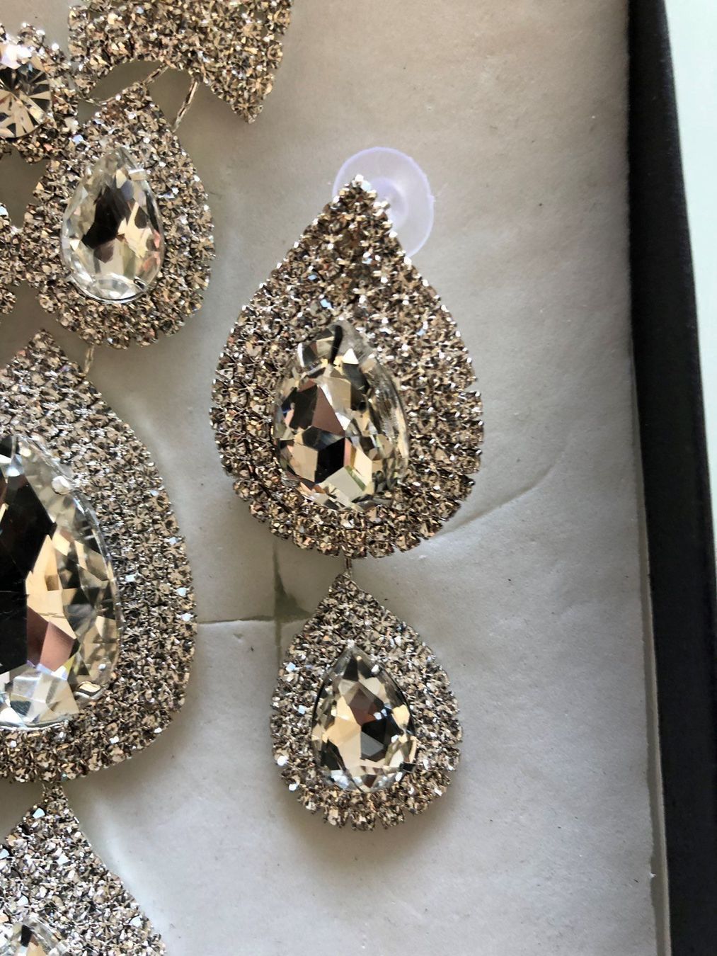 Colliers: Modeschmuck im Set – Neuf (Voir description) à Adliswil par Majeska 3