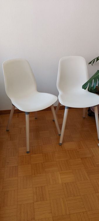 2 weisse Ikea Stühle Kaufen auf Ricardo