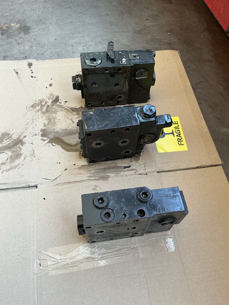 Bosch Tutti i ricambio: Steuergeräte Bosch SB7 – Usato da Stein AR venduto da aut_fx2l 2