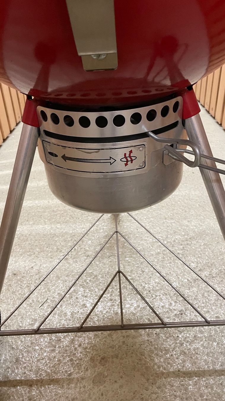 Weber Grils: Weber Kugelgrill – D'occasion à Interlaken par Qatar 2