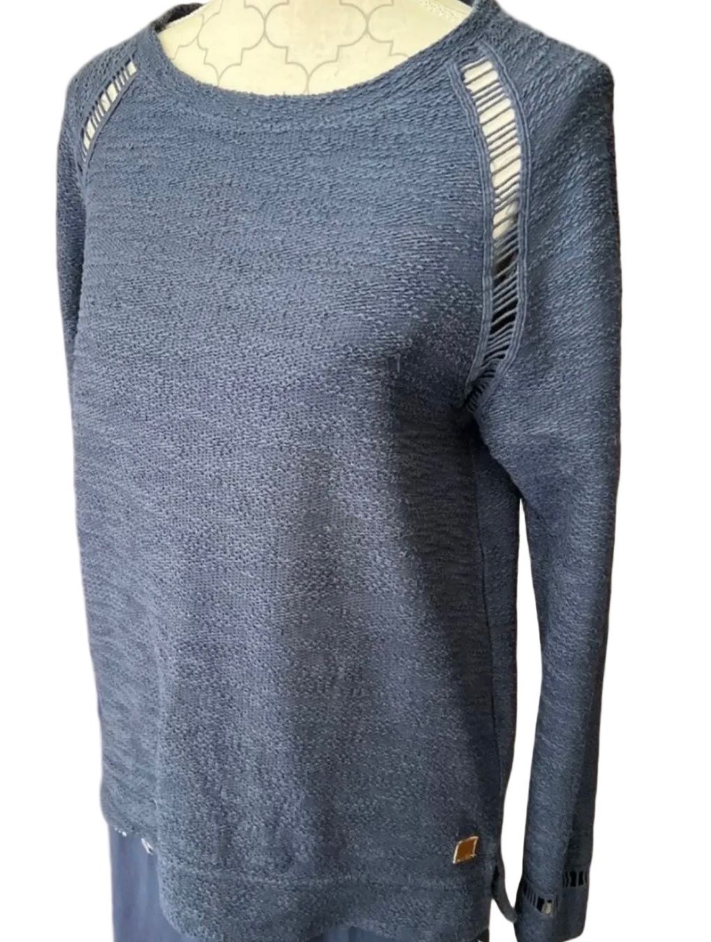 Maglioni & Felpe: ROXY  Pull — très bon état — taille M – Usato da Vuisternens-Romont venduto da gol_xp6p 3