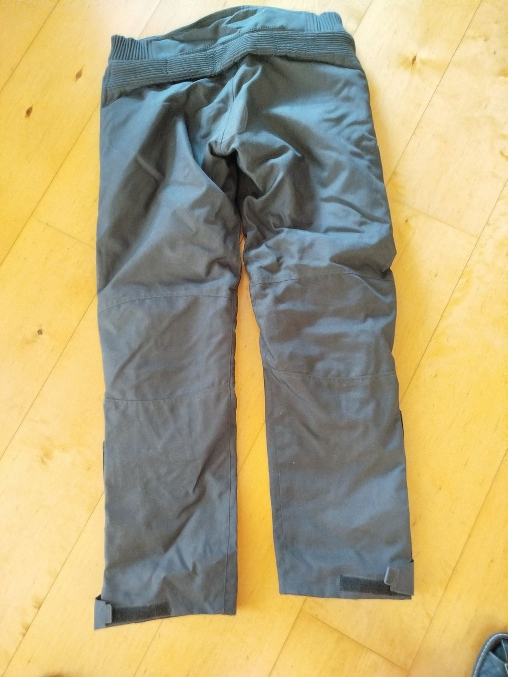 Pantaloni: Motorradhose Grösse M – Usato da Ormalingen venduto da Juanita 1