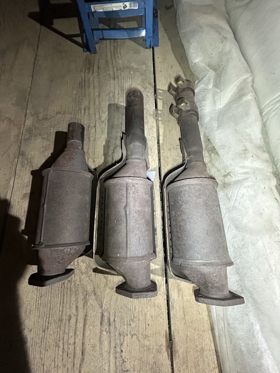 Volkswagen Auspuffanlagen: Golf2 Katalysator  – Gebraucht aus Gampelen von ste_r6hj 1