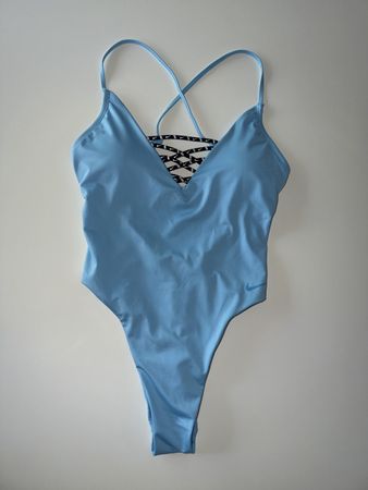 Maillot de bain NIKE taille M NEW