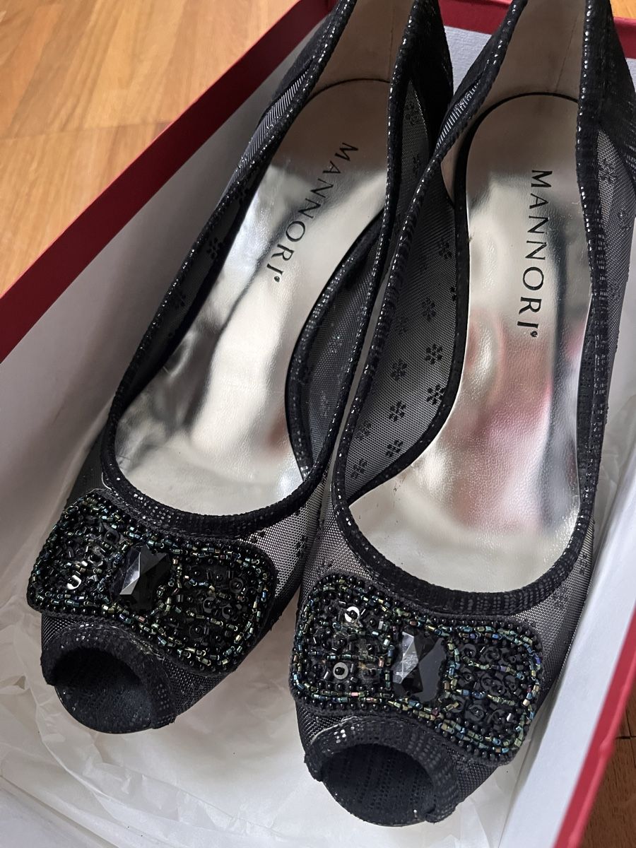 Scarpe da donna: Escarpins noirs Mannori, taille 37 – Nuovo (secondo la descrizione) da Lausanne venduto da Cupcake.vanille 5