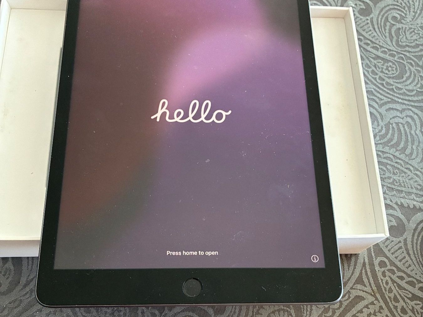 Apple Tablet PC: iPad  A2197, 7. Generation, guter Zustand, 32GB – Usato da Allschwil venduto da fgvsandweg