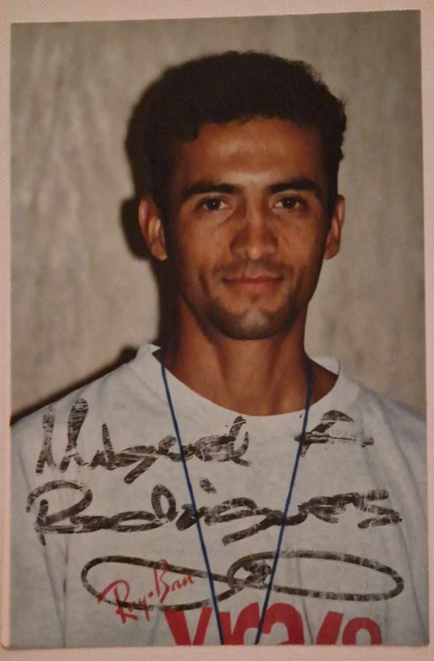 Autografi: Miguel Augel Rodrigez - Leichtathletik – Usato da Menziken venduto da Autogramme