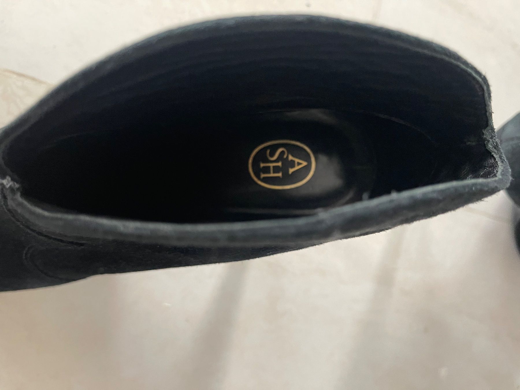 Scarpe da donna: Stiefeletten Ash – Usato da Weisslingen venduto da Spiegelbild0 1