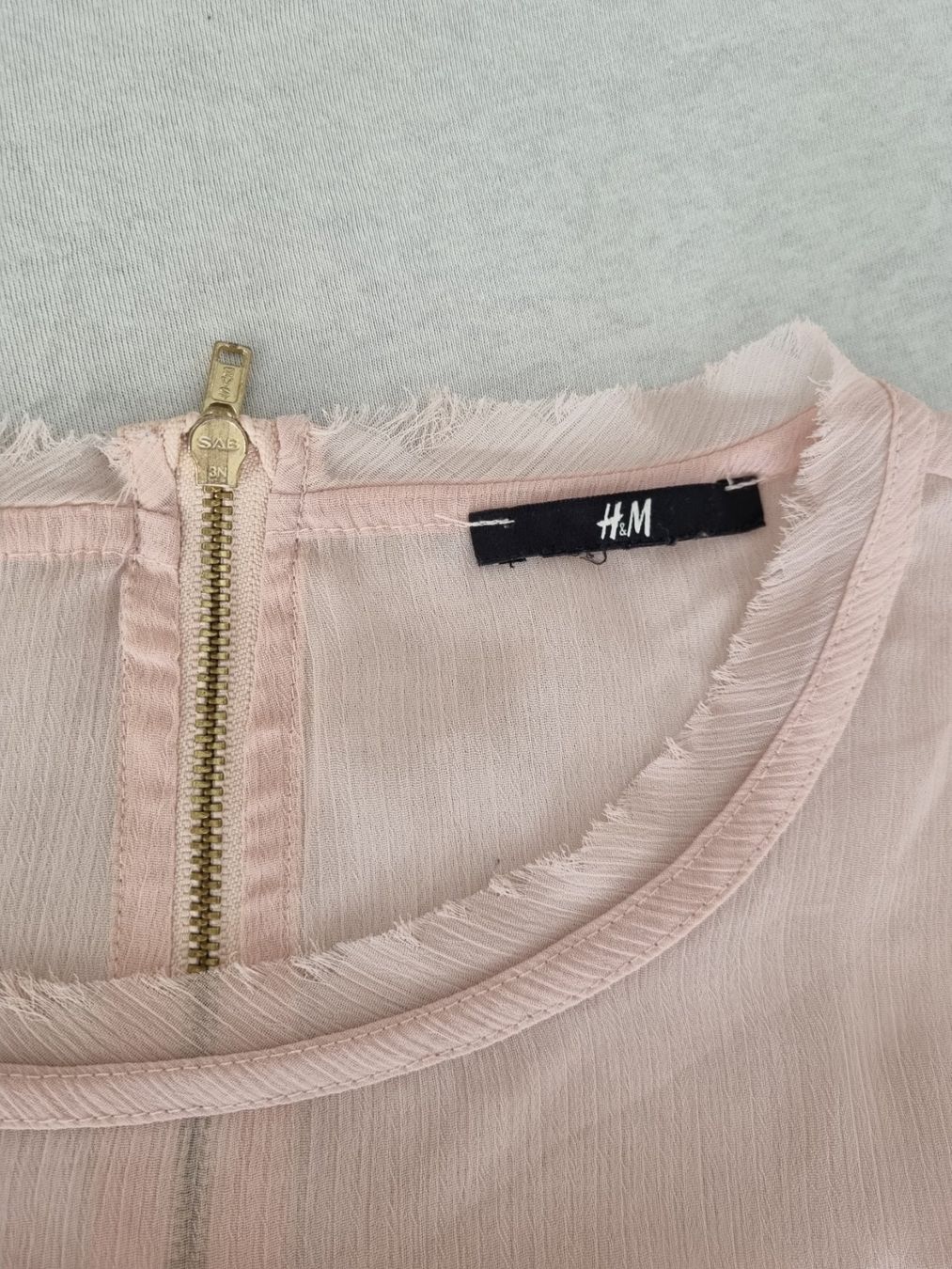 H&M T-Shirts: T-Shirt "H&M" (Gr. S) – Gebraucht aus Gams von federli29 1