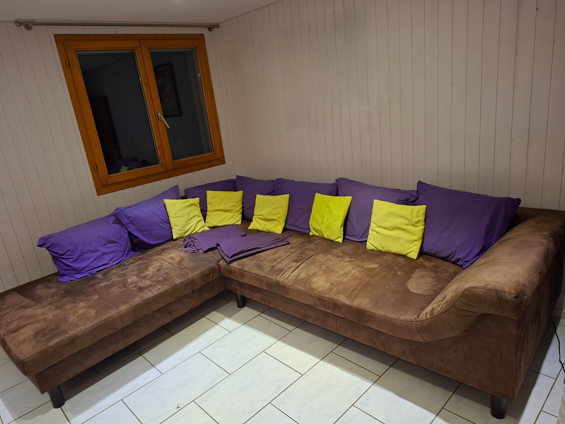 Divani: Sofa mit zubehör – Usato da Hasle LU venduto da jusa28