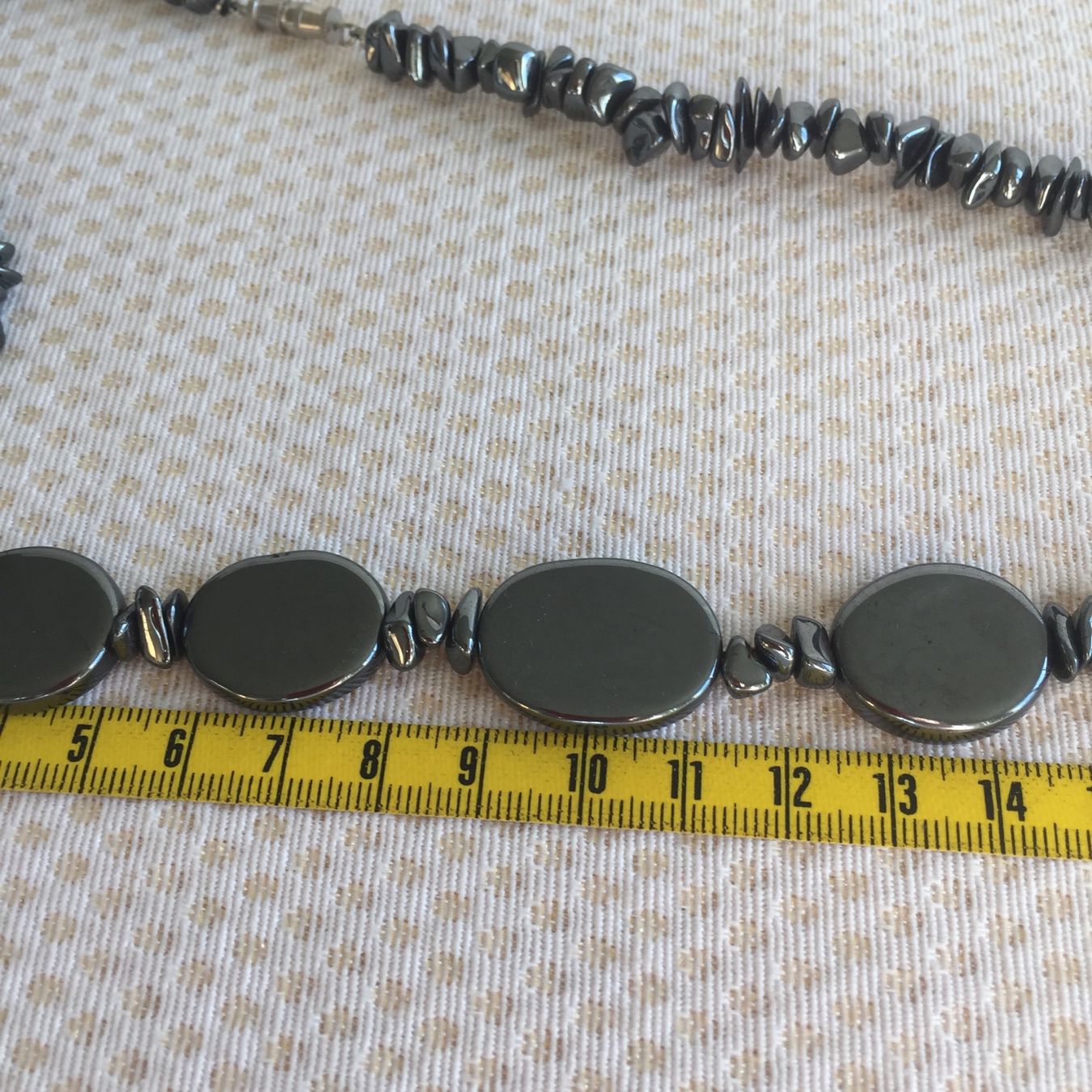 Catenine: Collier en hématite – Usato da Sion venduto da accroshoes 6