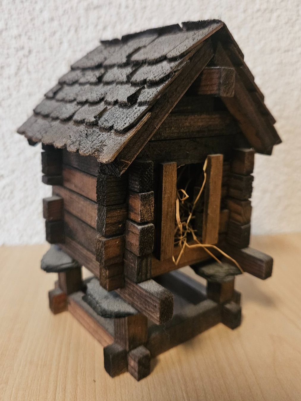Alle Dekorationen: Modell, traditionelles Walliser Mazots /Stadel – Gebraucht aus Jona von ASMARADO 2