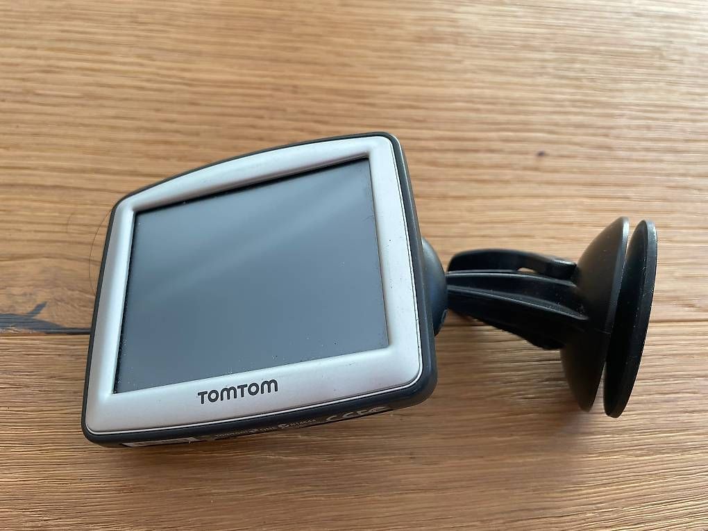 Navigatori: TomTom Auto Navigationsgerät – Usato da Staufen venduto da Flamenco666