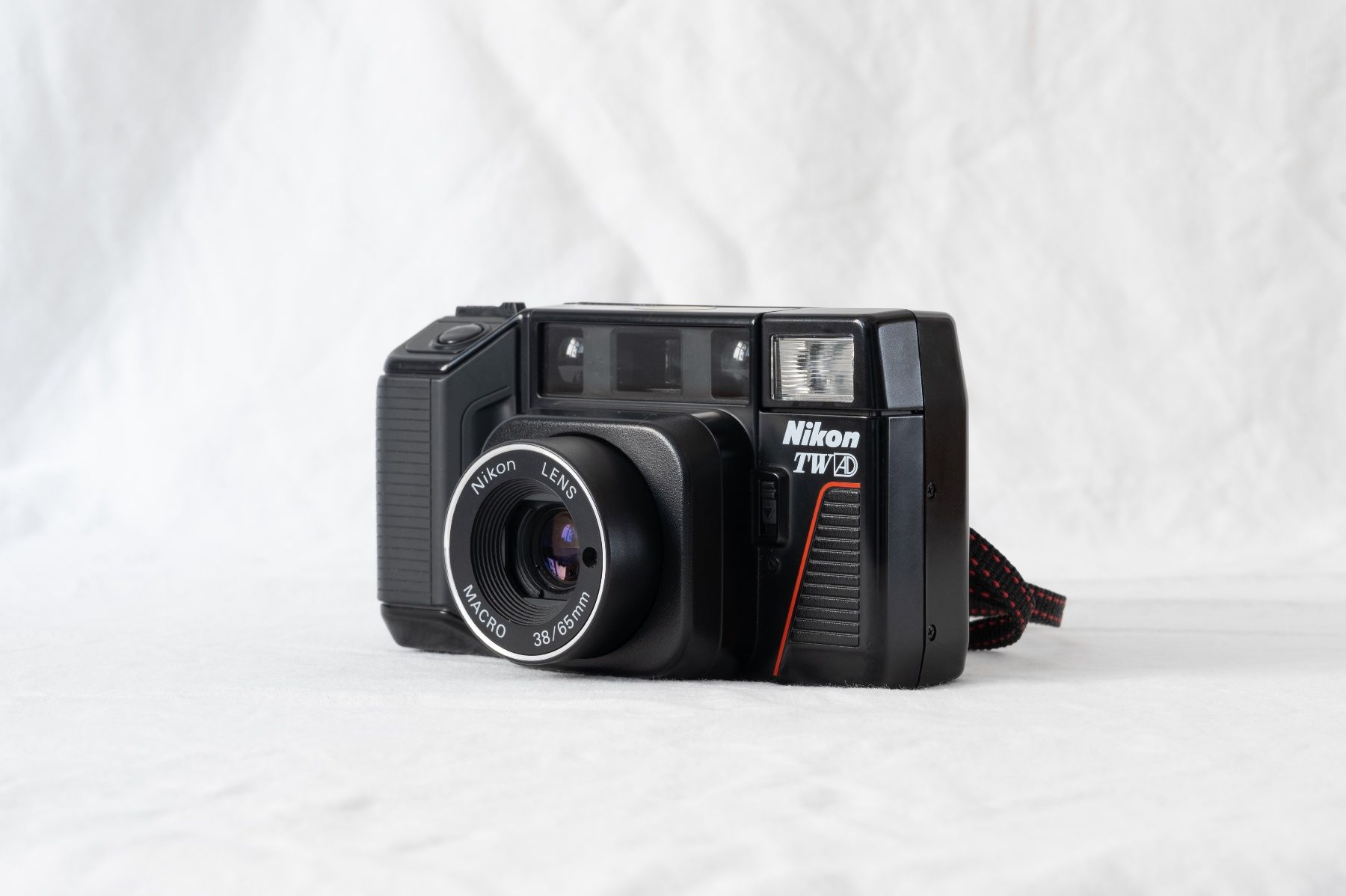 Nikon Fotocamera: Nikon L35 TW AD – Usato da Zürich venduto da nadiachrist 1