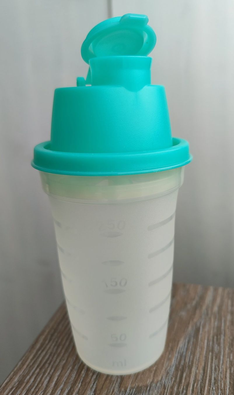 Tupperware Contenitori & Simili: Tupperware Schüttelbecher 250 ml !!!!!! – Nuovo (secondo la descrizione) da Flaach venduto da Lonzo99