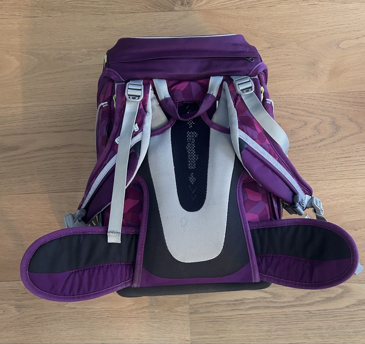 Ergobag Sacs à dos: Ergobag Schulthek mit Zubehör – D'occasion à Marbach LU par Mofie 1