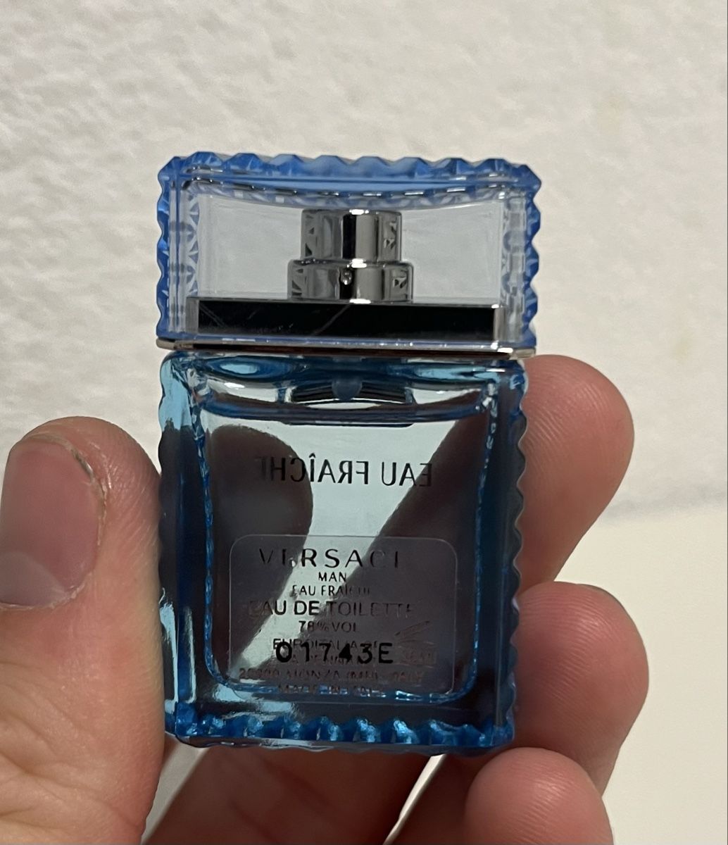 Versace Parfum & Eau de Toilette: Miniaturflakons von Versace – Neu (gemäss Beschreibung) aus Rümlang von arg_5mlz 3