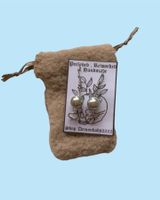 “You're a pearl, baby" earrings