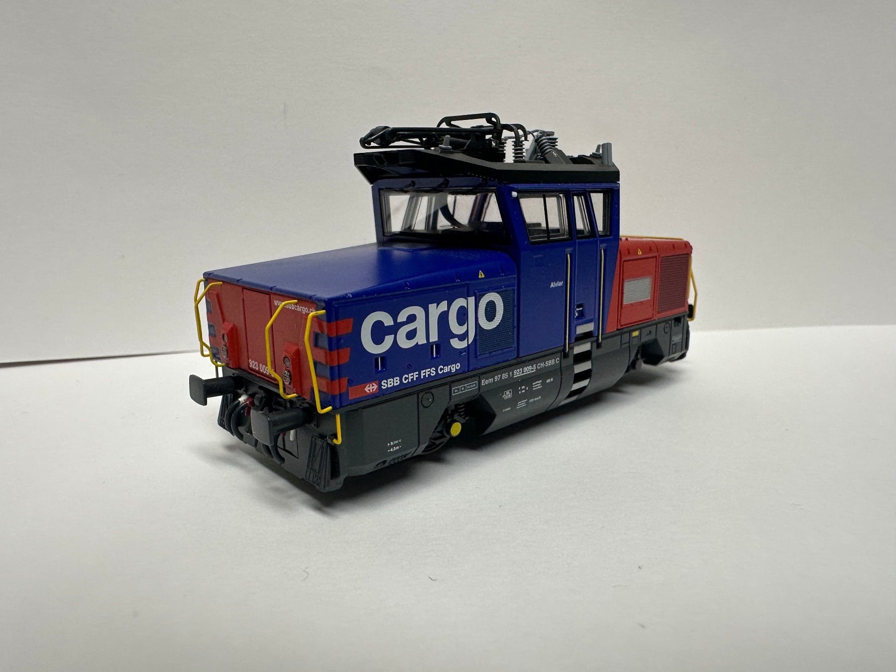 Hag Modellini di ferrovie: HAG Classic - SBB Cargo Eem 923 009 "Alvier" - DCC Sound – Nuovo (secondo la descrizione) da Domat/Ems venduto da mmx4001 1