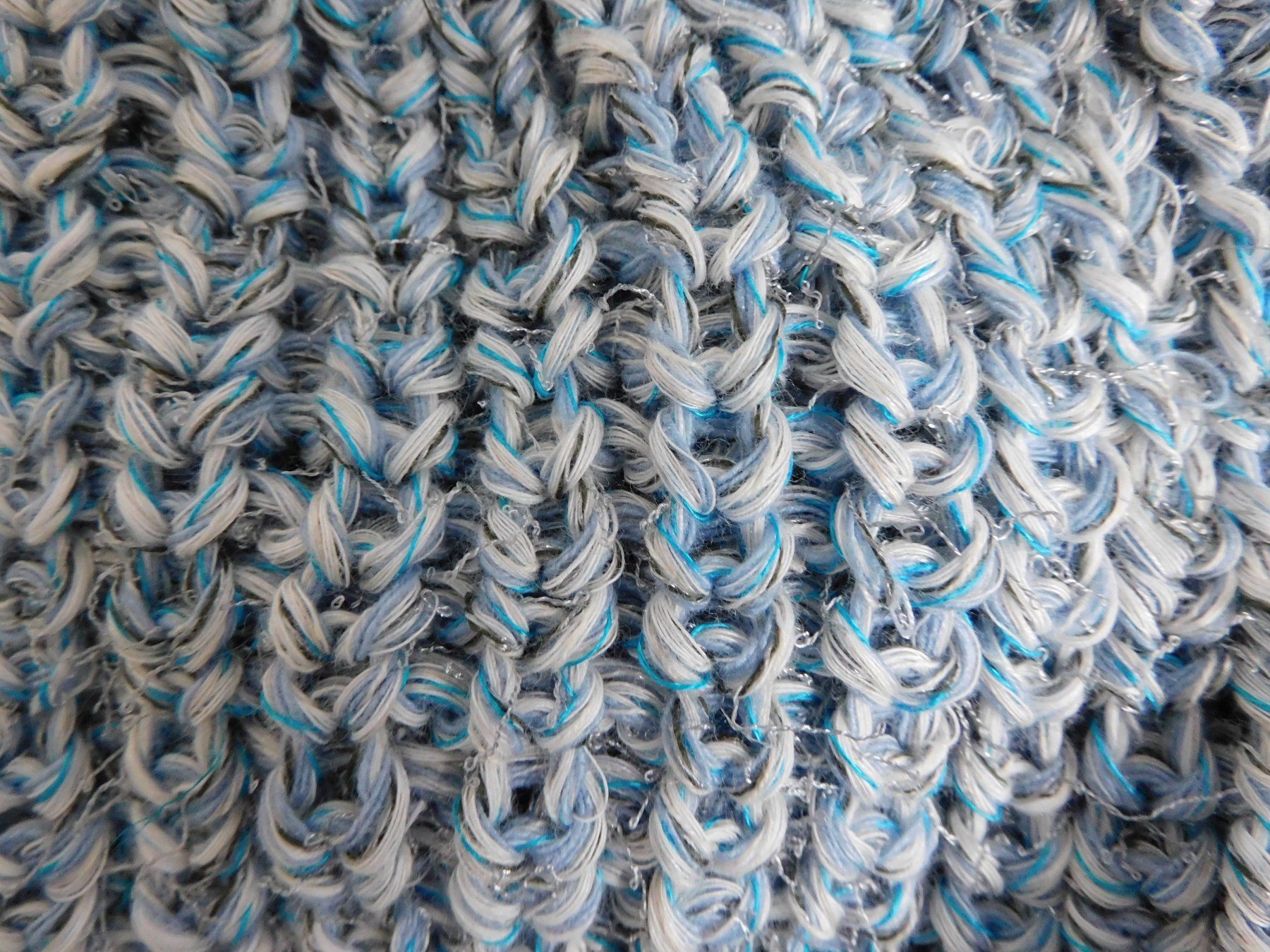 Hüte, Mützen & Caps: Selbstgestrickte Mütze& dazu passender Loopschal, hell blau – Neu und originalverpackt aus Walzenhausen von INROK 4