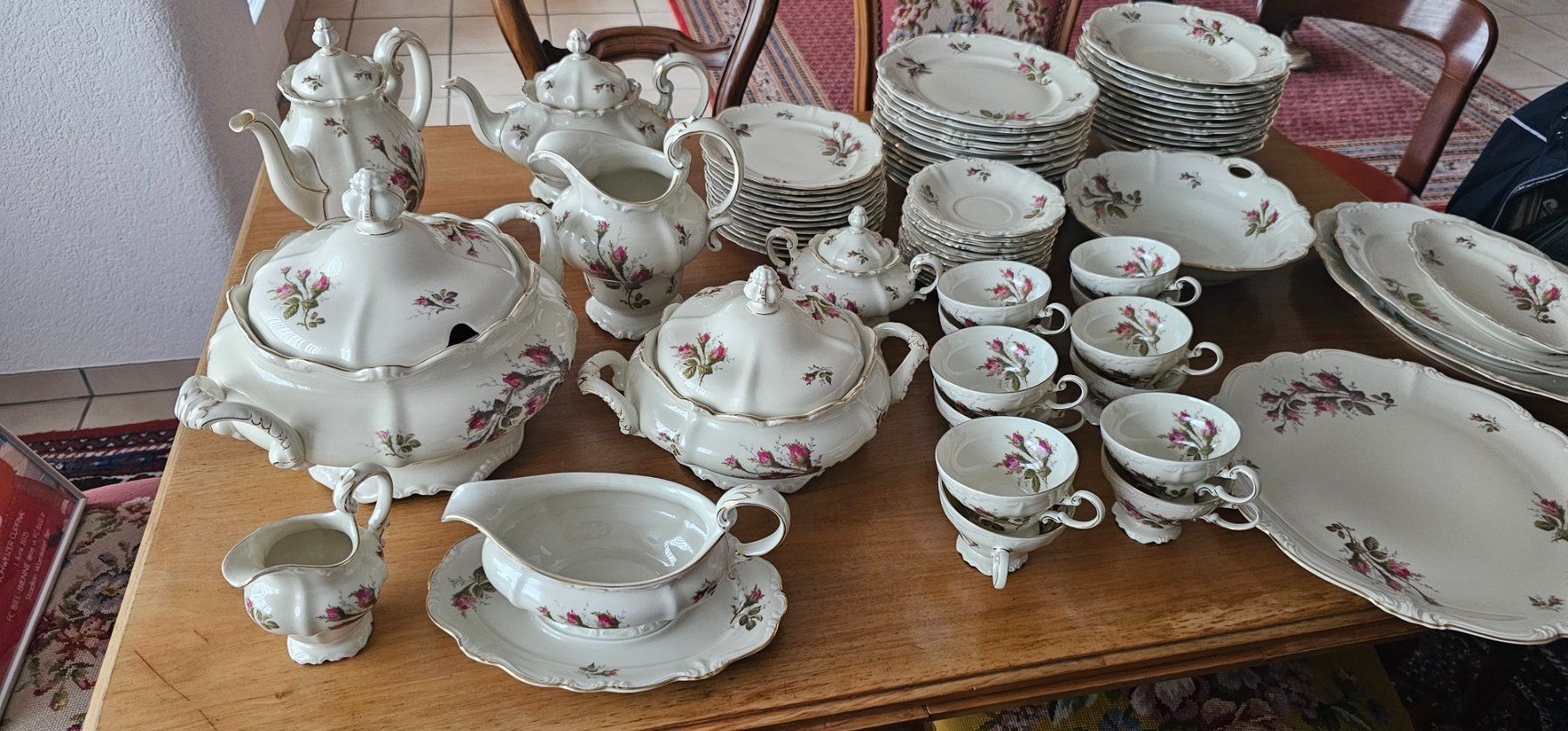 Rosenthal Geschirrsets: Rosenthal Pompadour – Gebraucht aus Hagneck von cirus1989