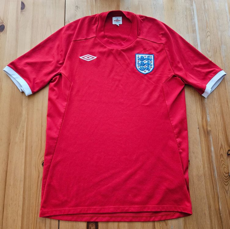 England 2022/23 Stadium Home Dri-FIT Fußballtrikot für Damen. DE