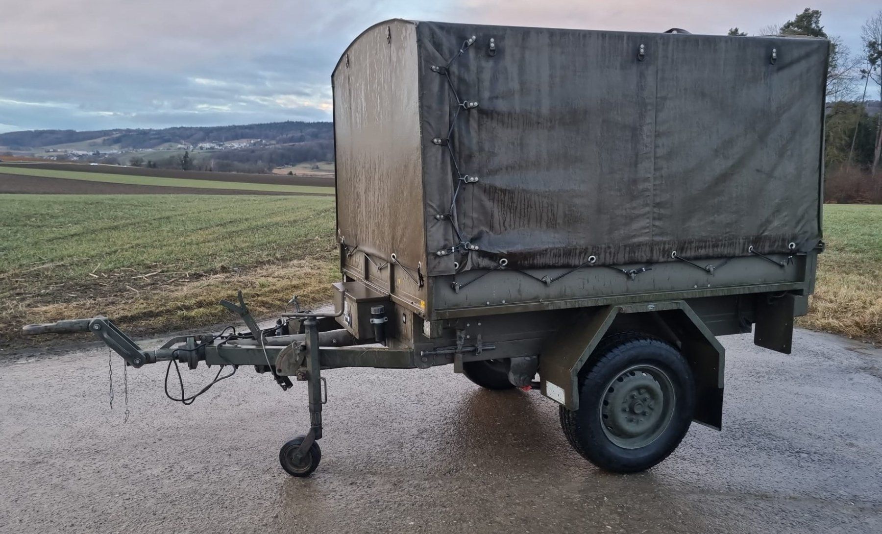 Rimorchi: Ex Armeeanhänger – Usato da Weiningen TG venduto da eaglewing2013