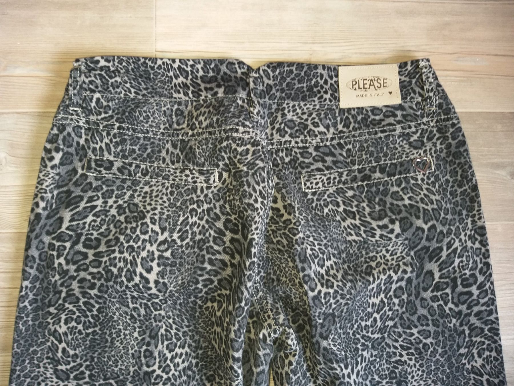 Please Jeans Jeans: Jeans PLEASE P07      Taille / Grosse M – Usato da Cossonay-ville venduto da Super-Price-Quality 5