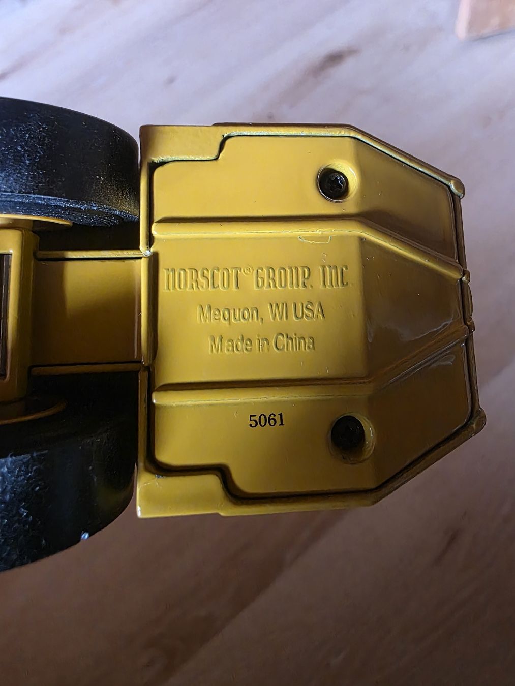 Caterpillar Kit di modellismo & Modellini statici: Caterpillar Minenlader 1/50 – Usato da Mosnang venduto da Fischli730 1