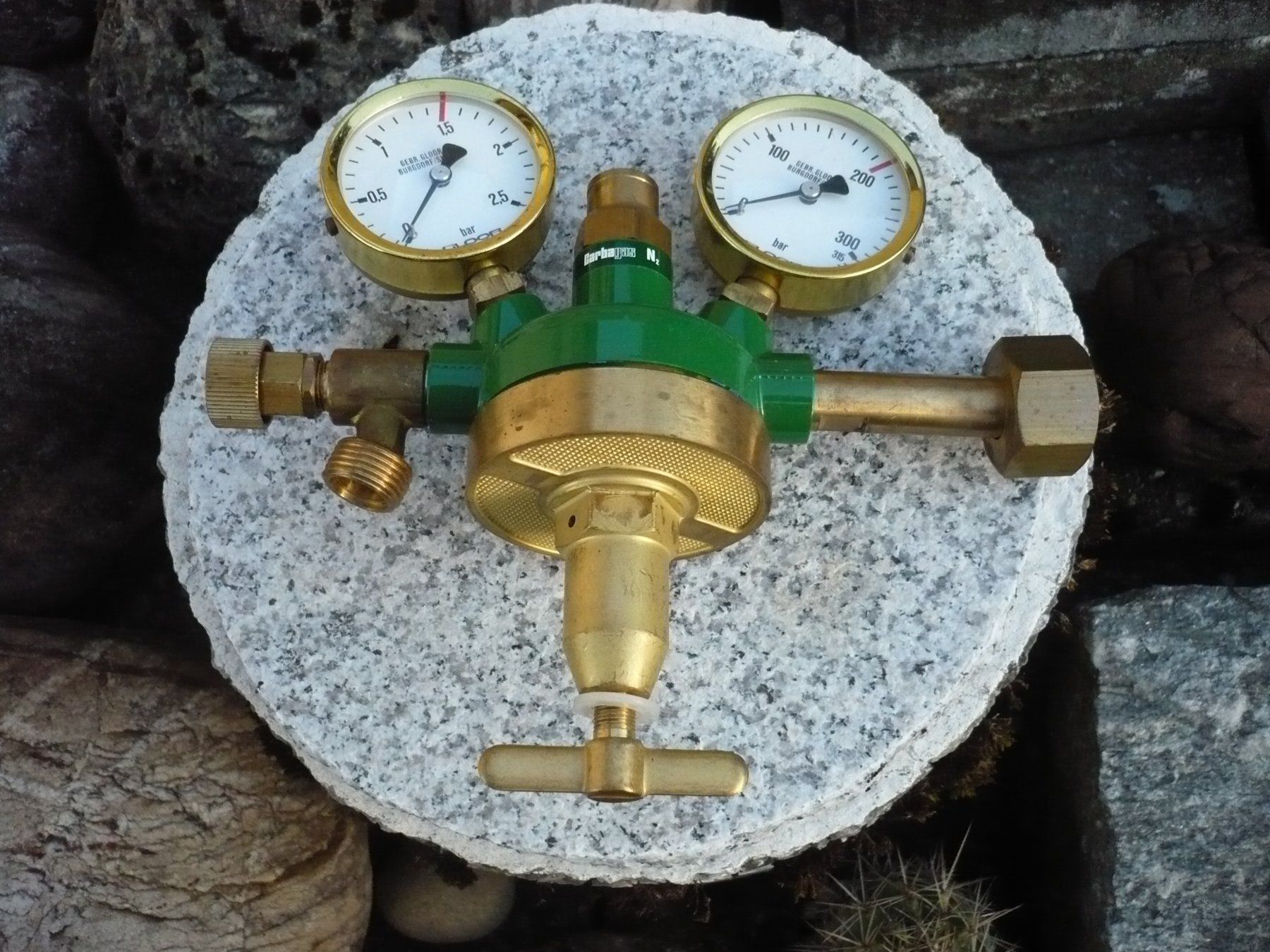 Saldatori: Druckreduzierventil / Manometer – Nuovo (secondo la descrizione) da Biberist venduto da Urmel
