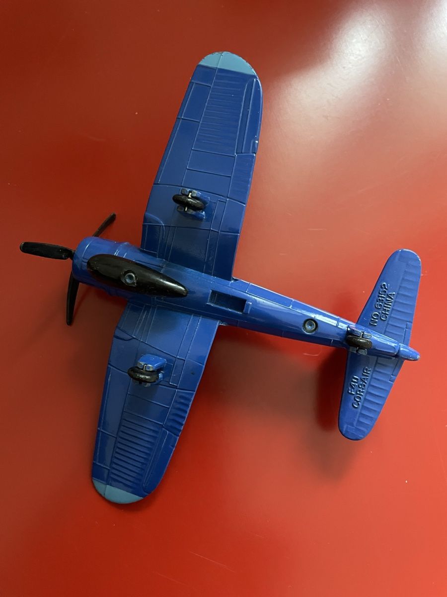 Kit di modellismo & Modellini statici: Modellflugzeug Corsair F4U  – Usato da Münchenstein venduto da Kapris 1