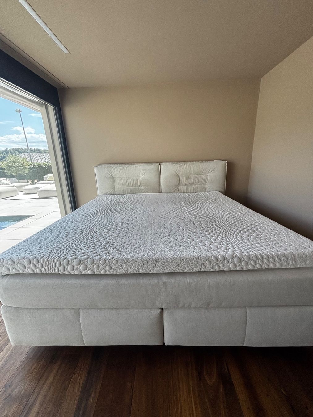 Betten: Boxspringbett 200X200 cm inkl. Topper – Gebraucht aus Trimbach von Valentiina1 8
