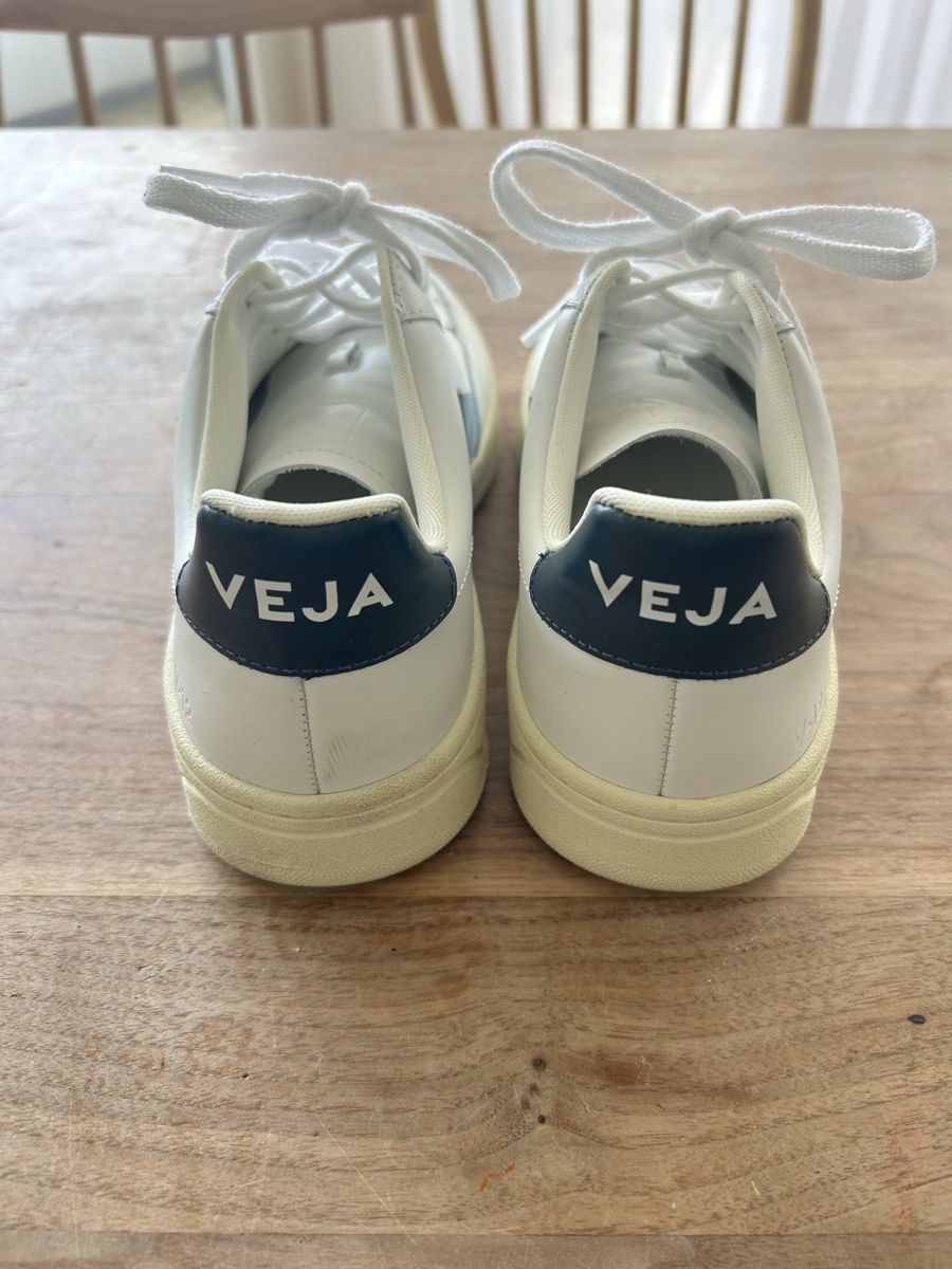Veja Damenschuhe: Veja Sneaker – Neu (gemäss Beschreibung) aus Zürich von leo_m7wh 3