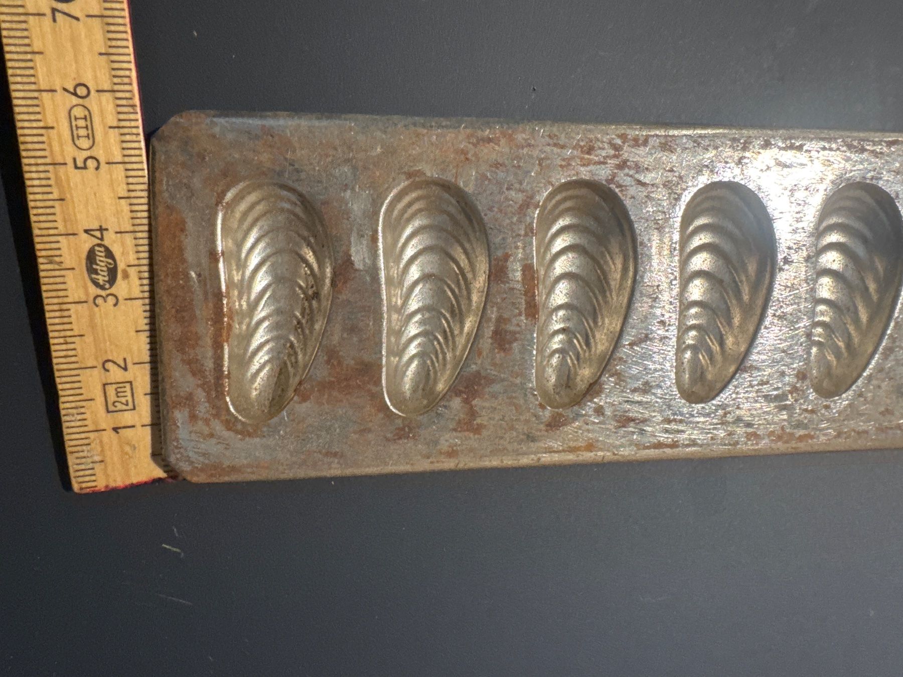 Teglie da forno: Plaqué chocolat ancien coquillage moule – Usato da Lajoux JU venduto da Briard0 1