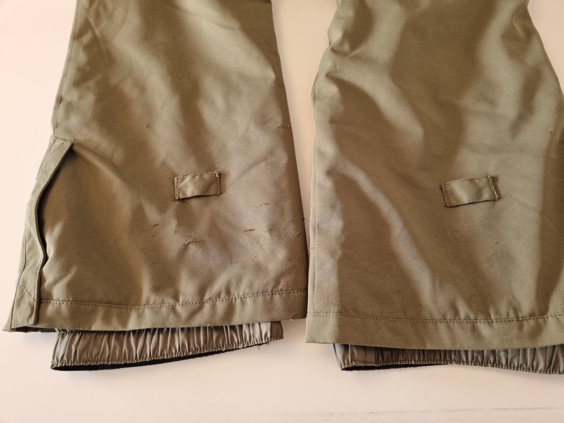 Roxy Pantaloni: Roxy Sky / Snowboardhose – Usato da Schönenwerd venduto da Chez_Mimi 4