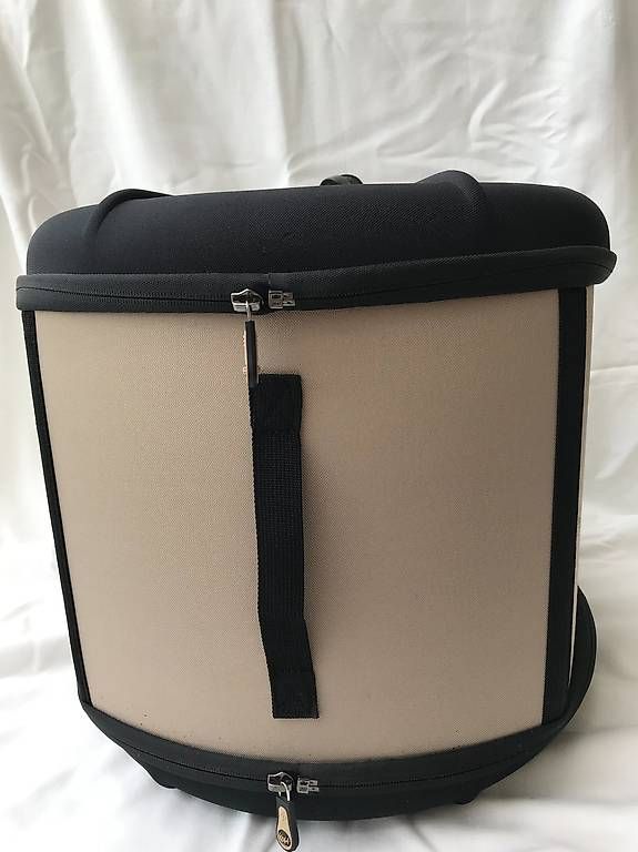 Liege- & Schlafplätze: Hundebox "Ku.H" Durchmesser 42cm NEU – Neu und originalverpackt aus Saland von Marejo 1