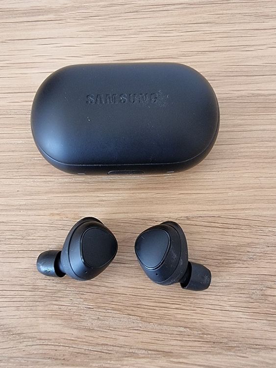 Samsung SM-R140 Gear IconX In-Ear Kopfhörer in Schwarz (Gebraucht) in ...