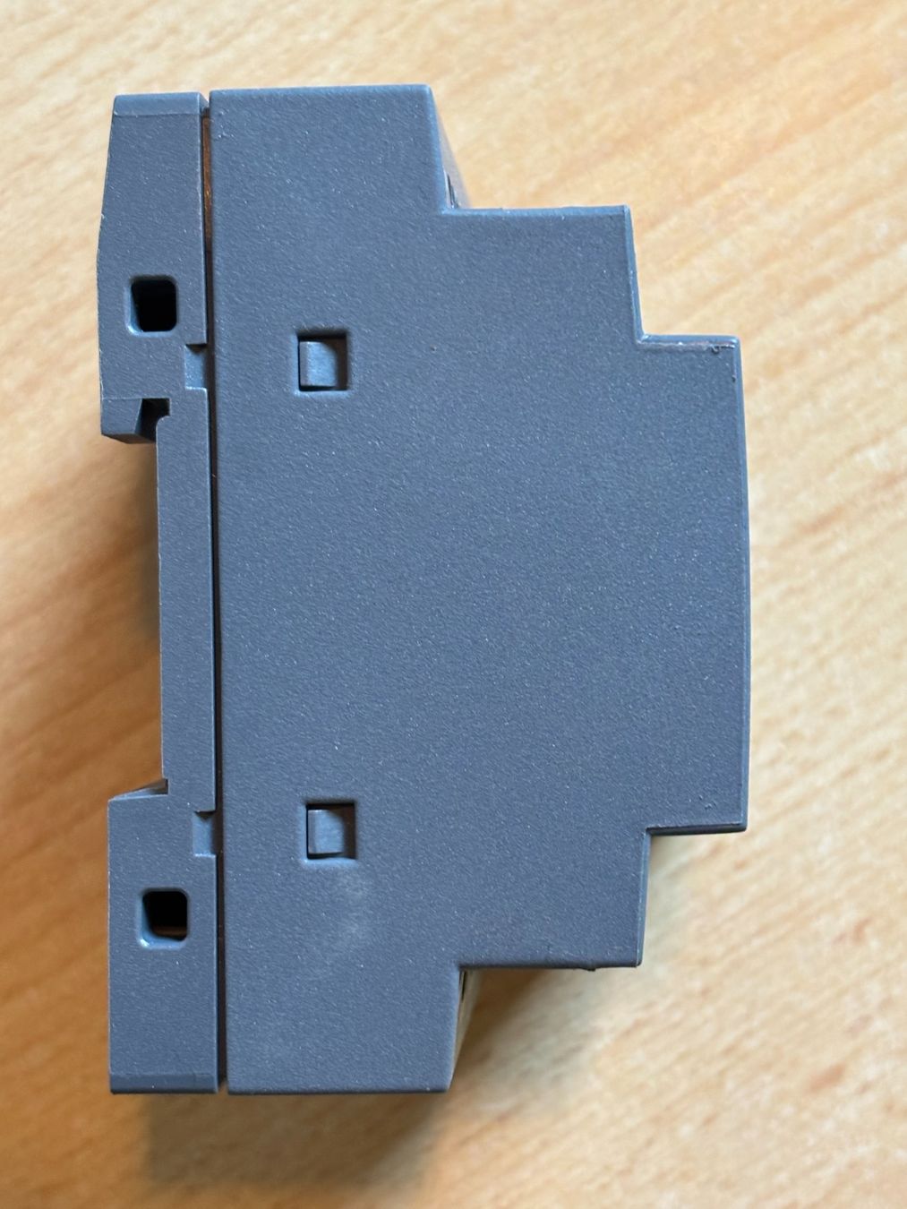 Siemens Componenti elettronici: Siemens Logo 12/24V DC – Usato da Biberist venduto da Oberwald45 5