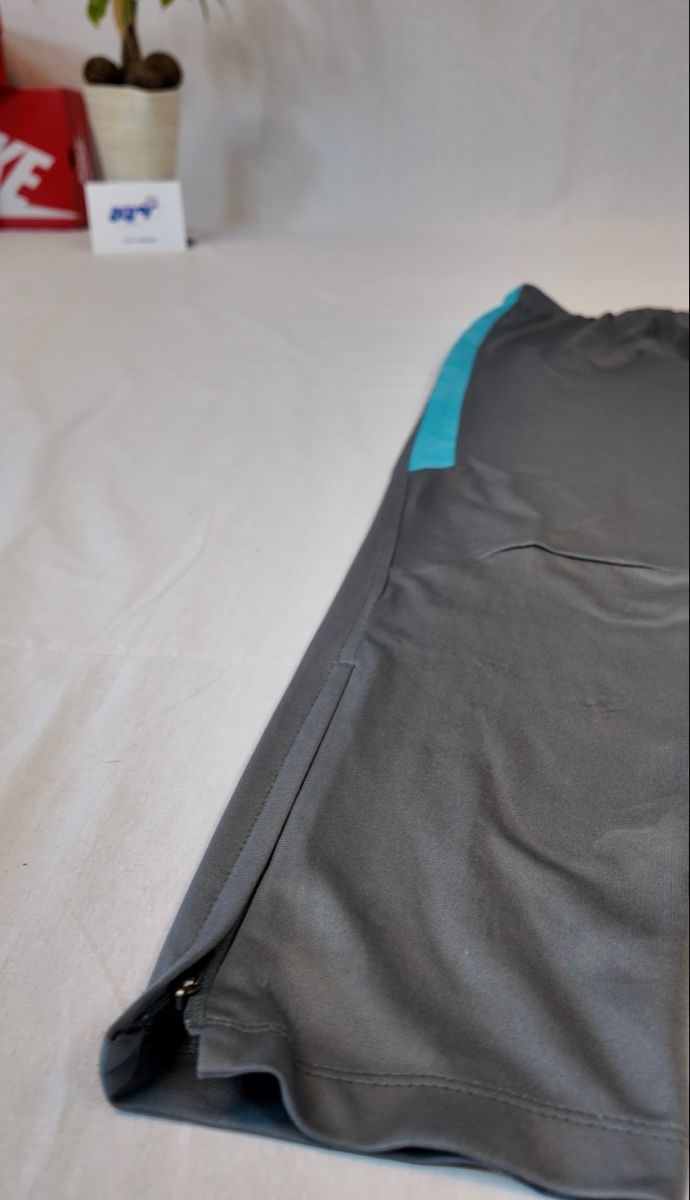 Nike Pantaloni: Trainerhose von Tottenham Nike – Nuovo (secondo la descrizione) da Lindau venduto da KT_Vintage 4
