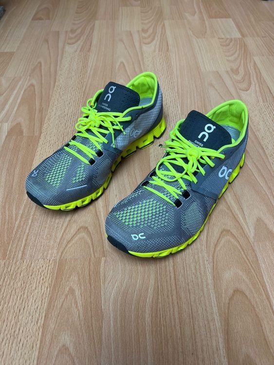 On Scarpe da uomo: On Cloud Sneaker Schuhe Laufschuhe Gr. 42.5 - VERSAND – Nuovo (secondo la descrizione) da Innerferrera venduto da tic_p7qd