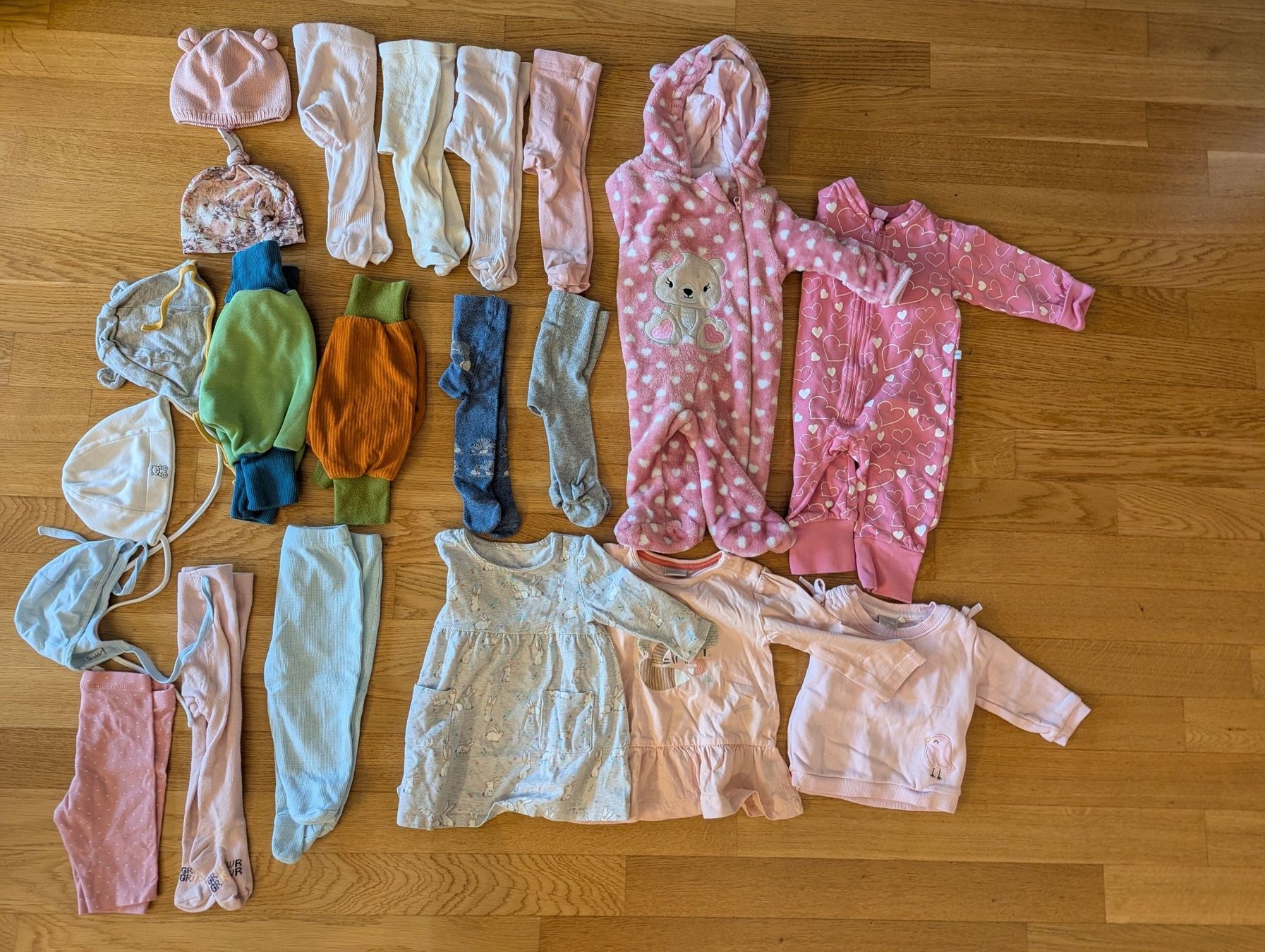 Lotti & Set di vestiti: Baby Kleider Paket, Grösse 68-72 – Usato da Uster venduto da michelitifrey