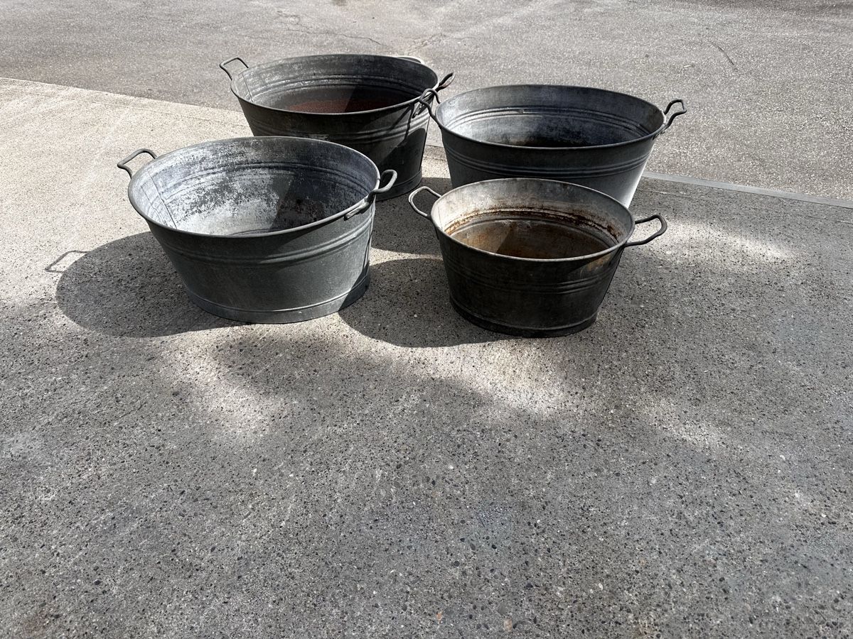 Sonstige Gartendekorationen: 4 alte Metallzuber/ Bottiche ab 130.- – Gebraucht aus Starrkirch-Wil von charlywatson 3