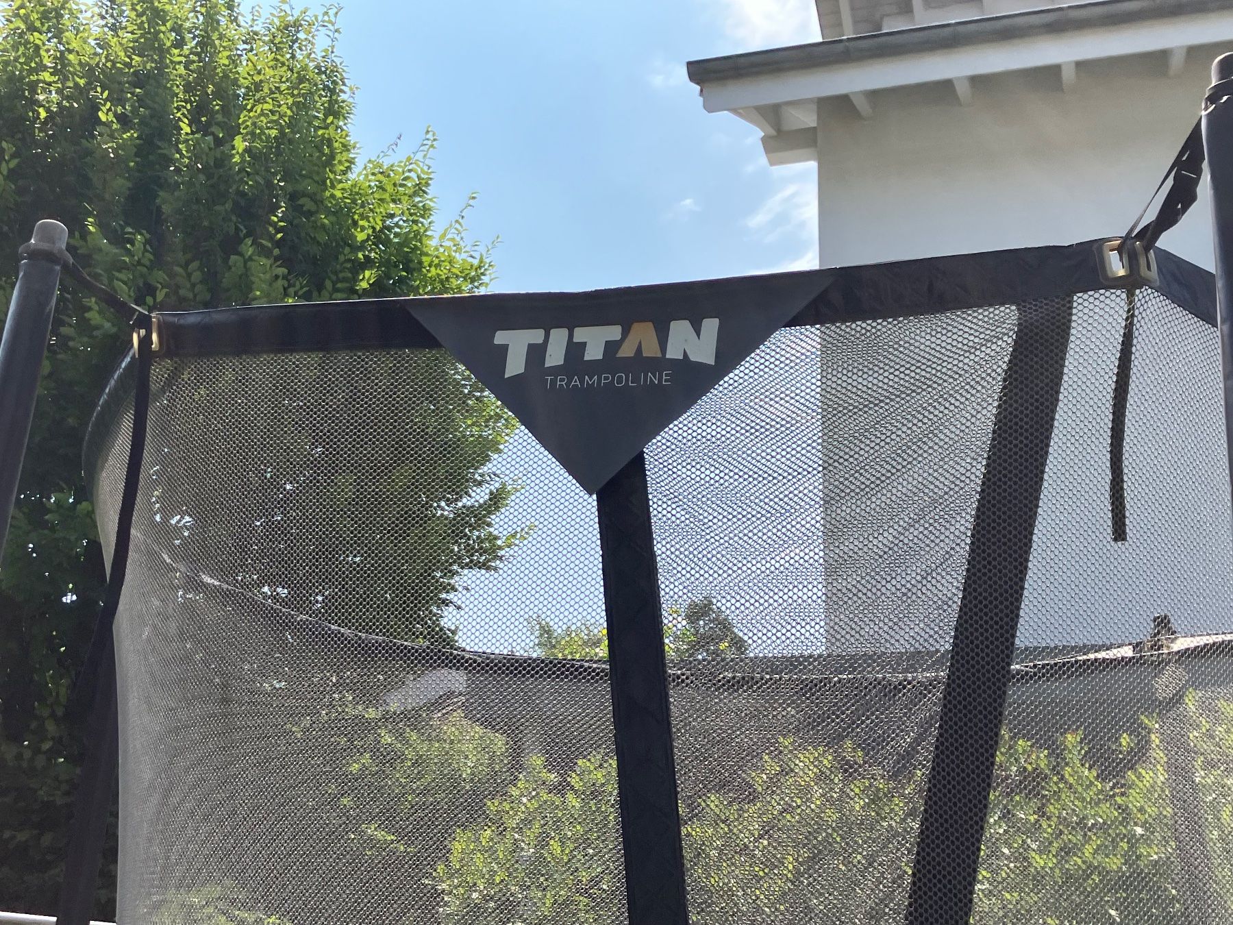 Trampoline: Trampolin TITAN inkl. Fangnetz – Gebraucht aus Bubikon von tokidoki 1