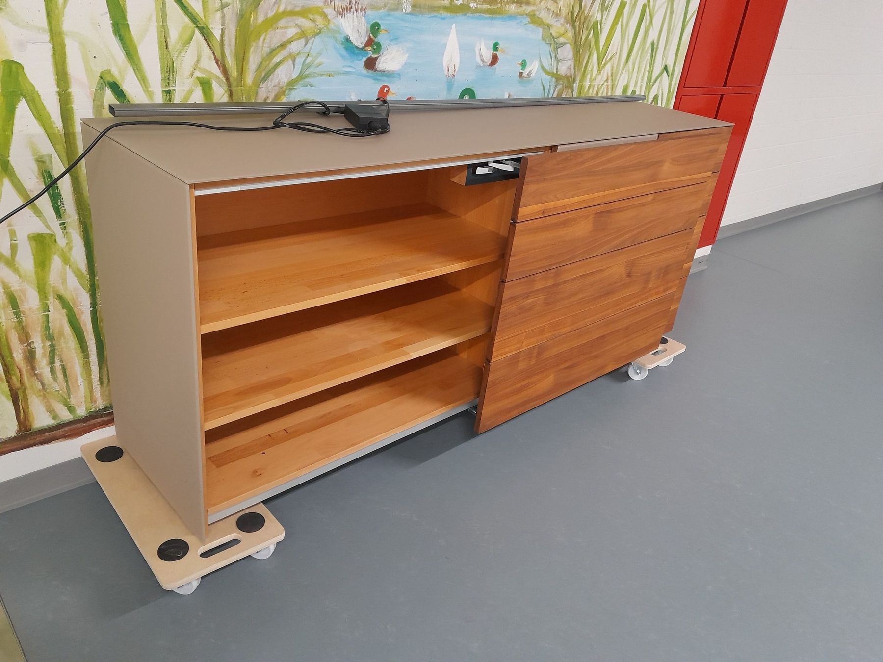 Kommoden: Schweres Sideboard braun beige – Gebraucht aus Kreuzlingen von tec_gr72 1