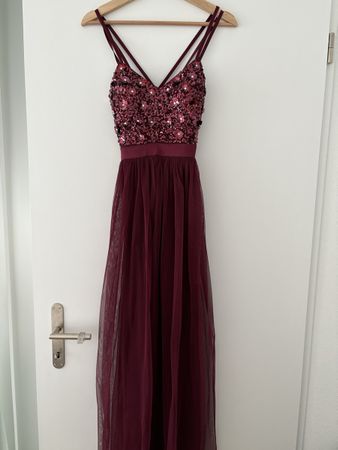 Elegantes Abendkleid Gr. 34 mit Pailletten