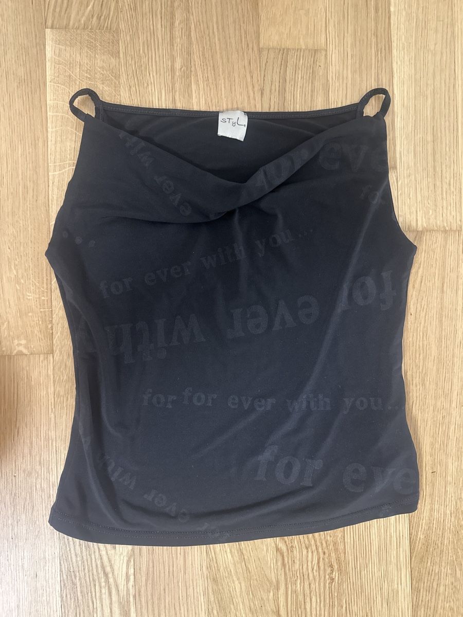 Top: Vintage Top – Usato da Neuenegg venduto da kar_smg9