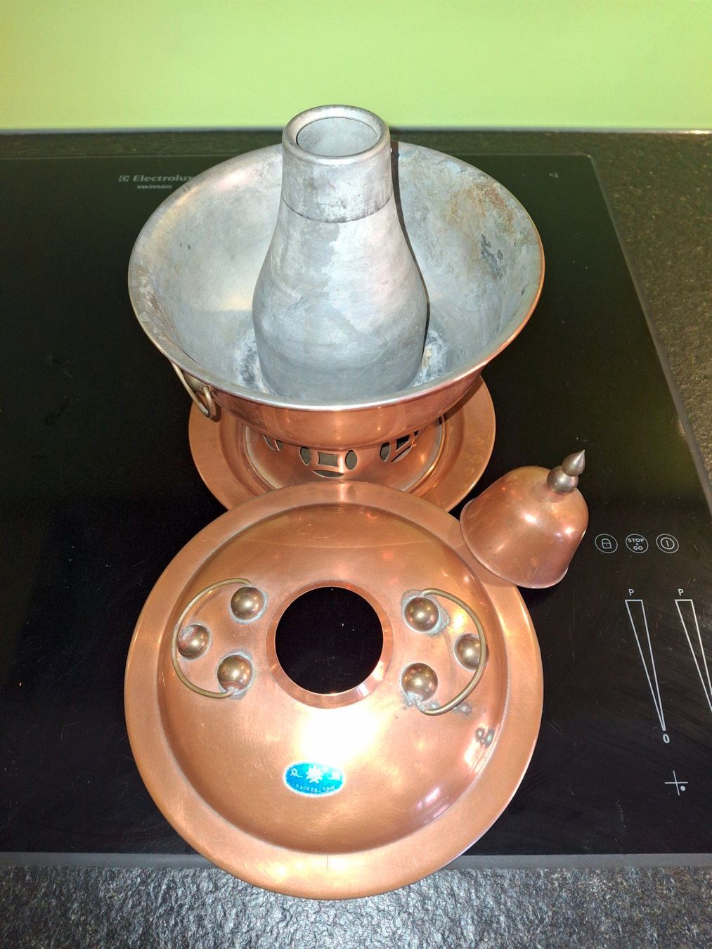 Tutte le decorazioni: Original chinesischer Mongolentopf – Usato da Alpnachstad venduto da moritz0111 1