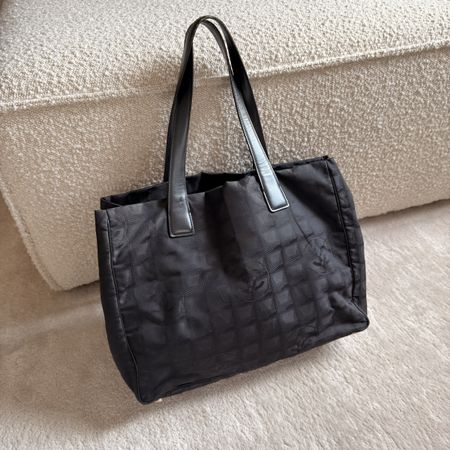 CHANEL "New Travel Line" MM-Canvas-Black
